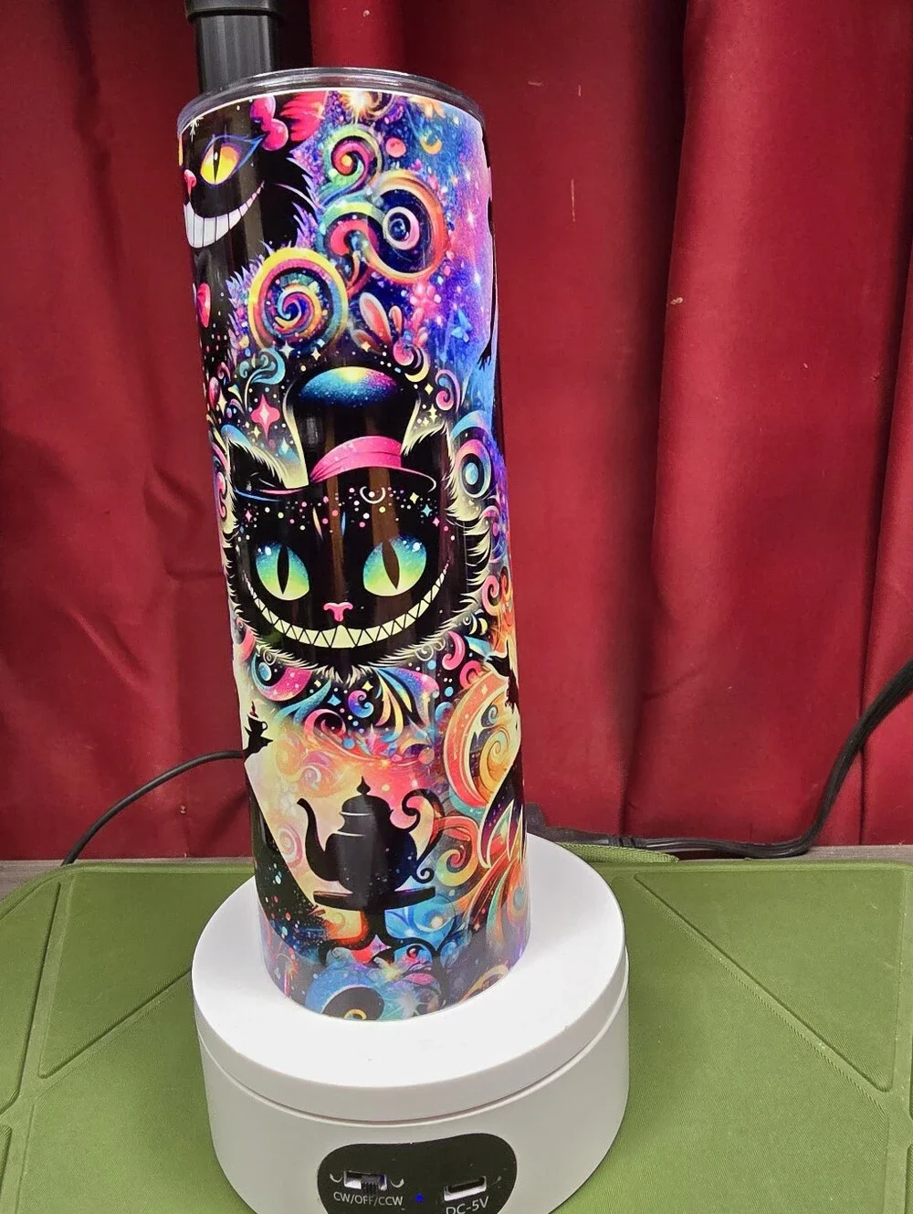 Alice In Wonderland Hogg Brand Tumbler 25oz
